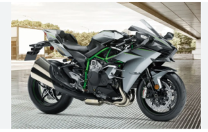 From high-end superbikes like the Kawasaki Ninja H2 and Ducati Panigale V4 to affordable options like the KTM RC 390 and TVS Apache RR 310, the top 10 sports bikes in India offer something for every rider.