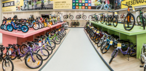Lucky Bike (Cycle Sport) (117). Address. Im Hölderle 32 75196 Remchingen. +4972327349290 remchingen@lucky-bike.de. Opening hours. Monday 10:00 - 19:00.