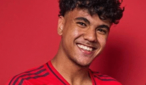 Adam Aznou Ben Cheikh is a professional footballer who plays as a left-back for Premier League club Everton. Born in Spain, he plays for the Morocco .