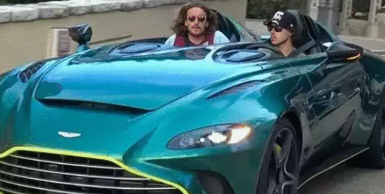 As reported by the magazine "Greece Fortune", the best tennis player in Greece, Stefanos Tsitsipas (ranked 33rd in the ATP rankings), has had his driving license taken away.