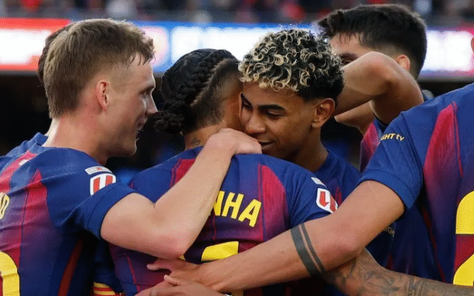 Barcelona stages comeback and takes the lead